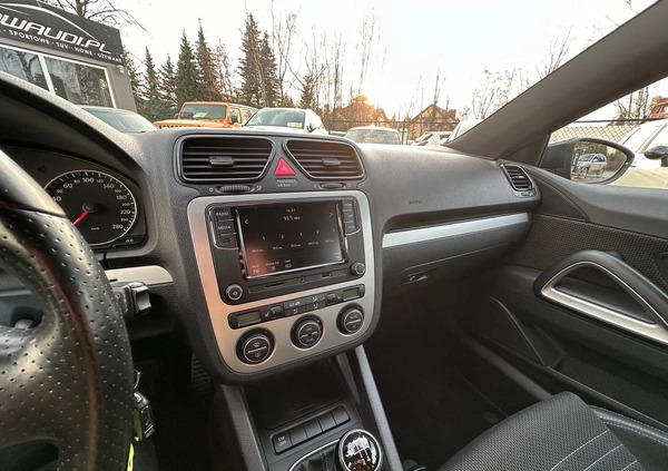 Volkswagen Scirocco cena 25900 przebieg: 220000, rok produkcji 2009 z Szprotawa małe 137